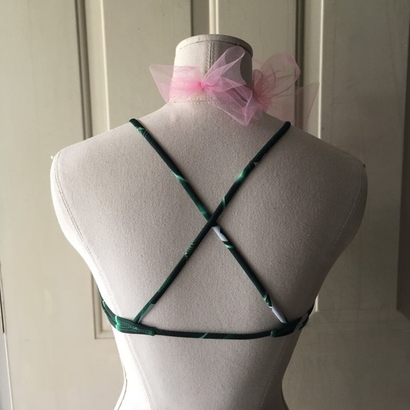 🏝Banana Leaf High Neck Bikini🏝 - Picture 3 of 7